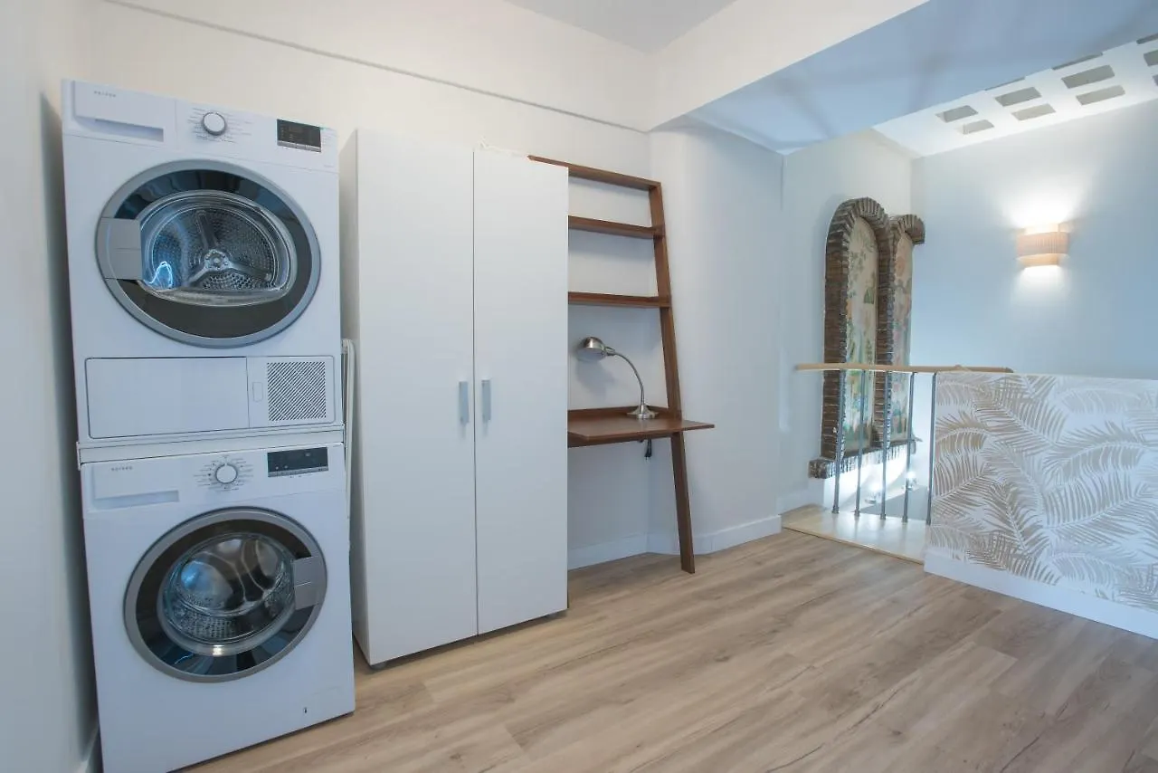Duplex Picasso Cervantes 8 Malaga 0*,  Spain